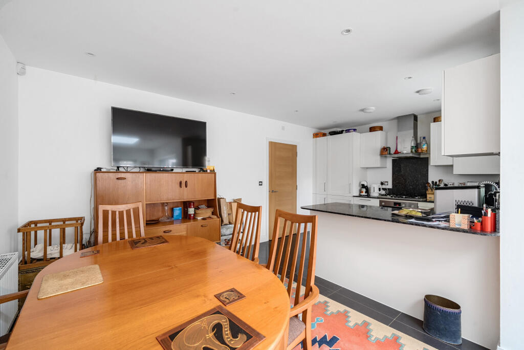 1345293-8-68aee17...