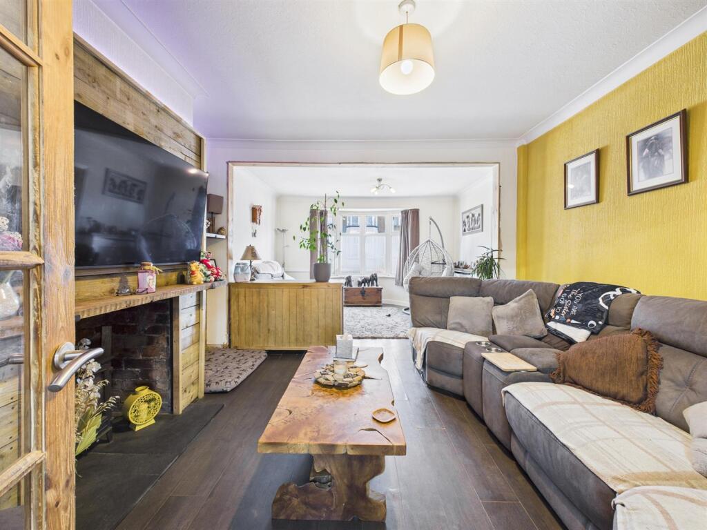 Lounge: