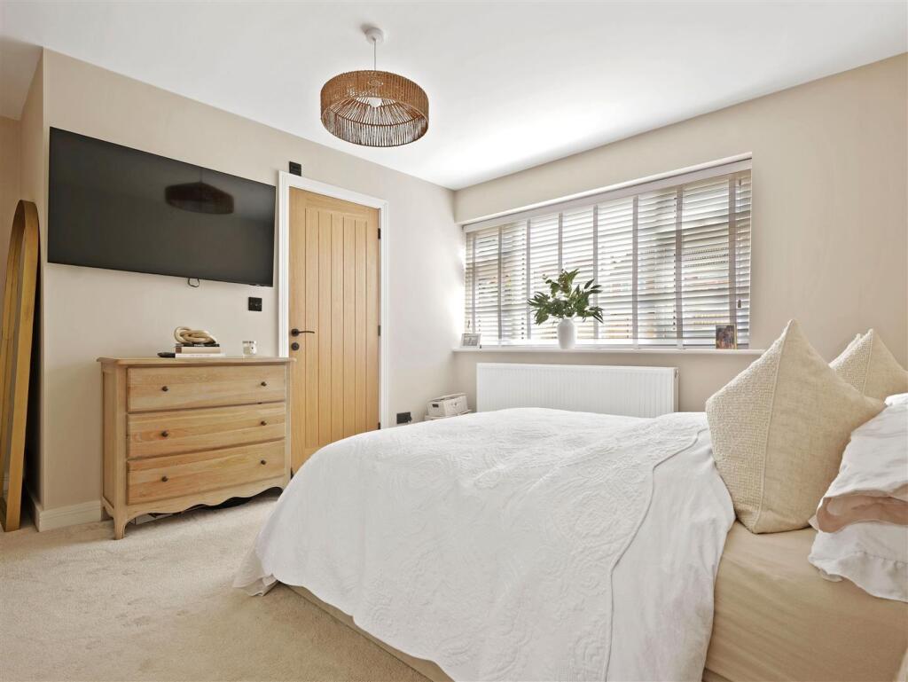 Bed 1