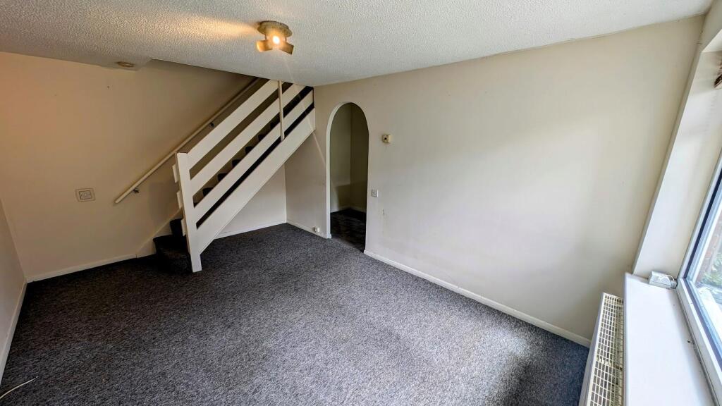 61 Canterbury Close lounge 1.jpg