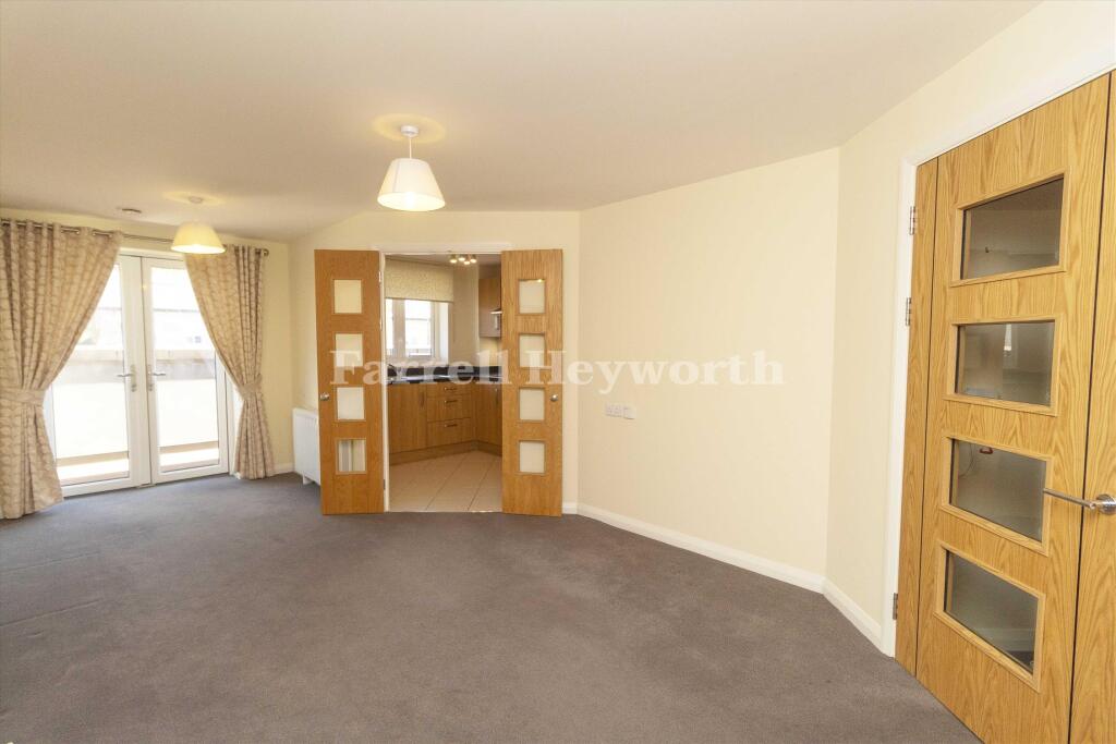 Lounge T202507011409.jpg