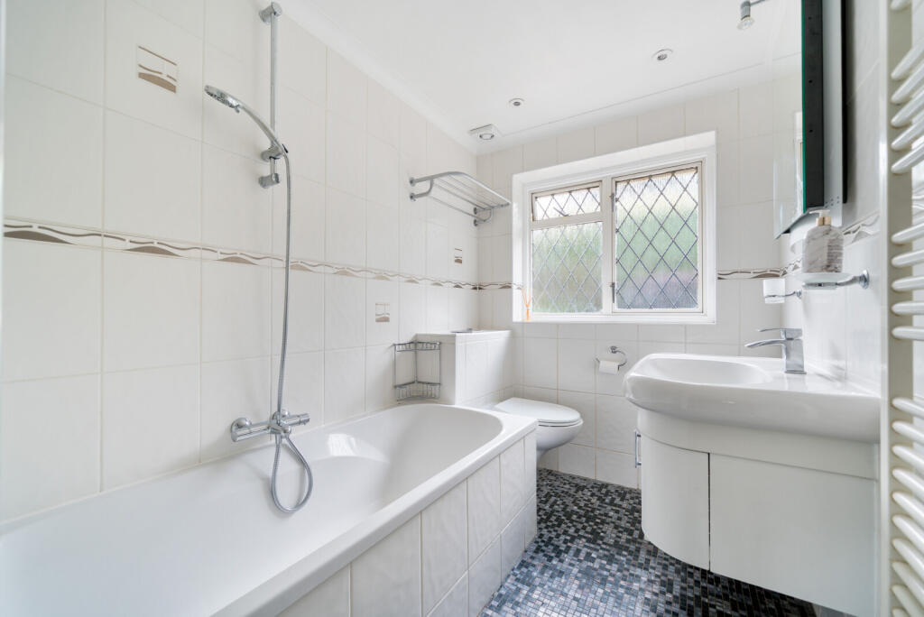 1305416-12-68483a...