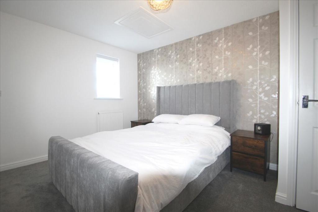 MEZZANINE BEDROOM