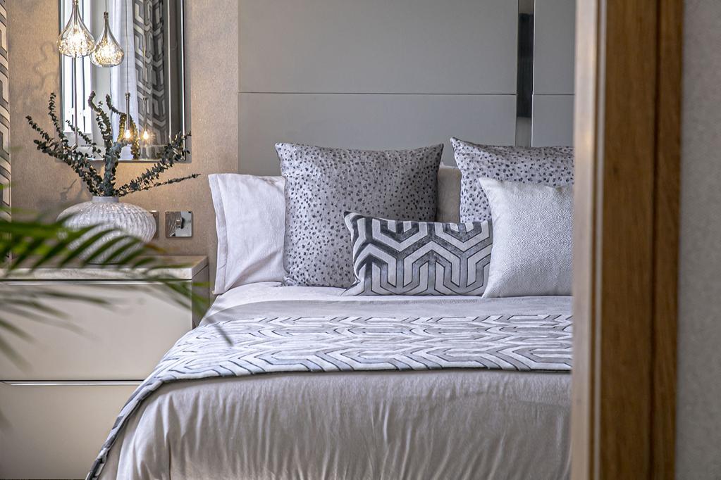 MASTER BEDROOM DETAI
