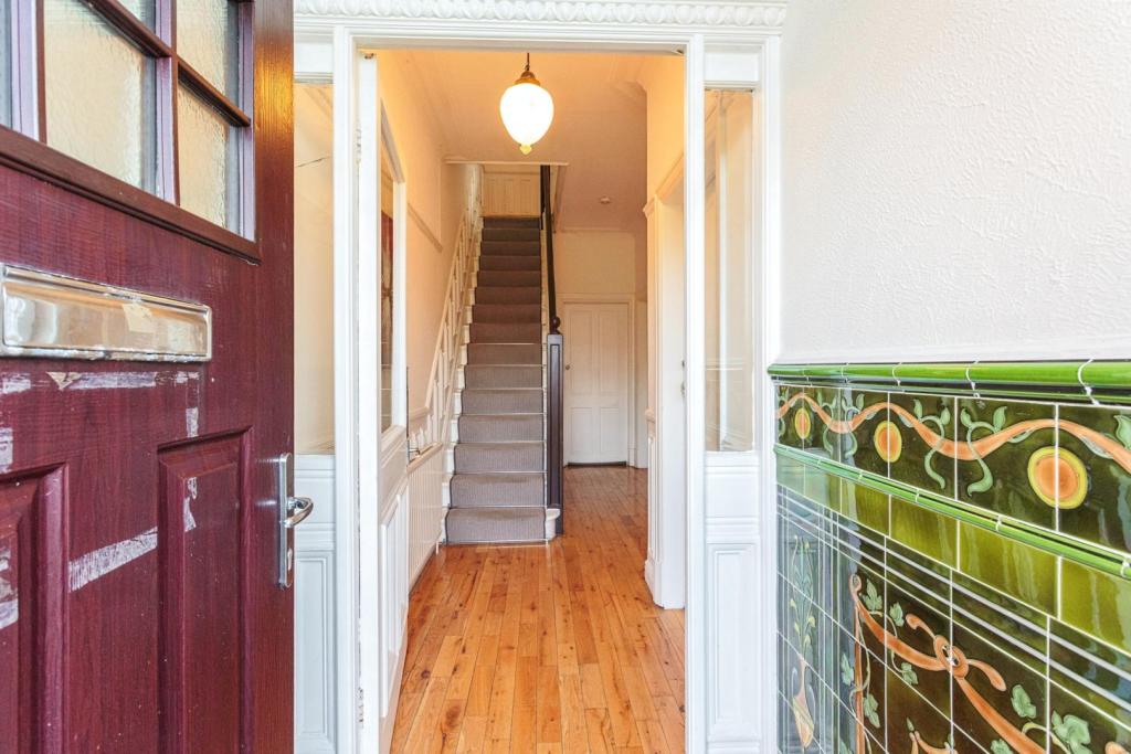 Entrance Porch
