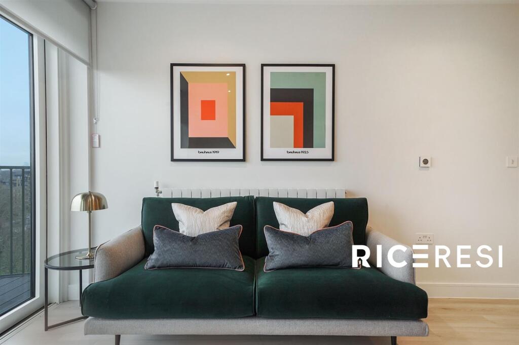 Kitchen/Living/Dining