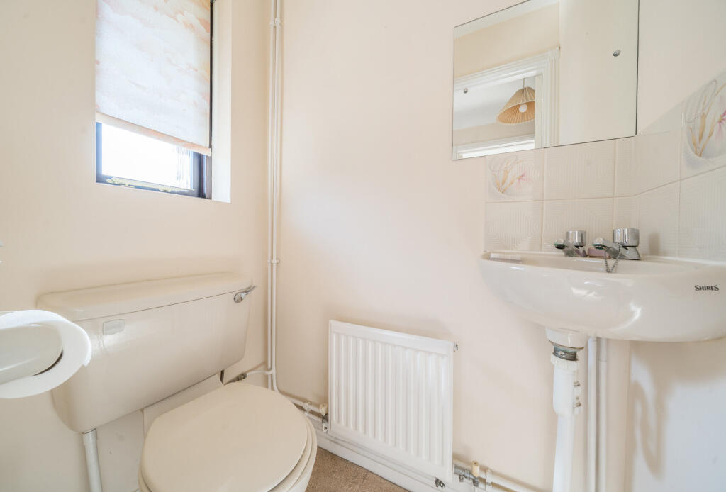 20-6824591585a71-...