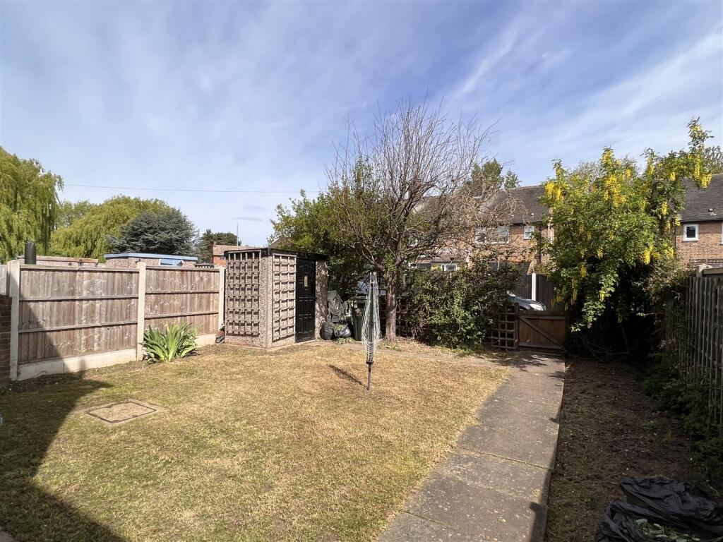 Garden 2.jpg