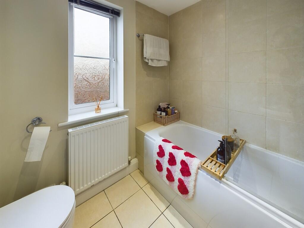 CAM02854G0-PR0311...