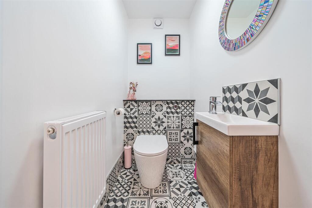 3a Plank Houses, Towcester