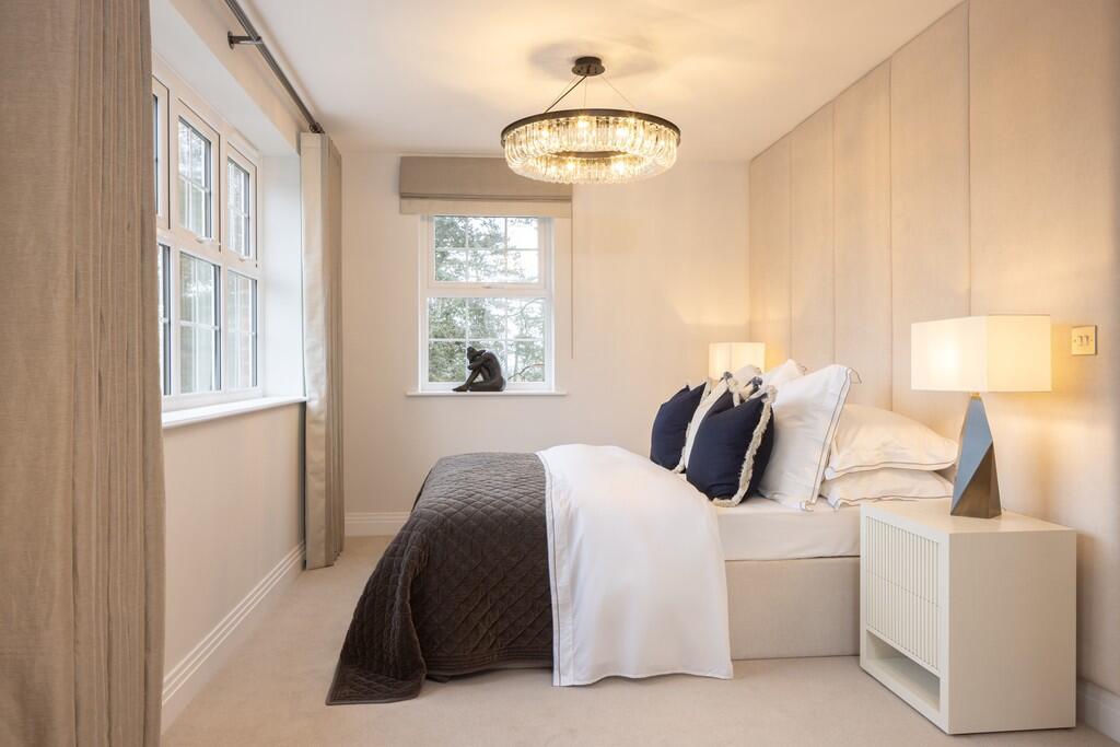 brooklands grove, weybridge