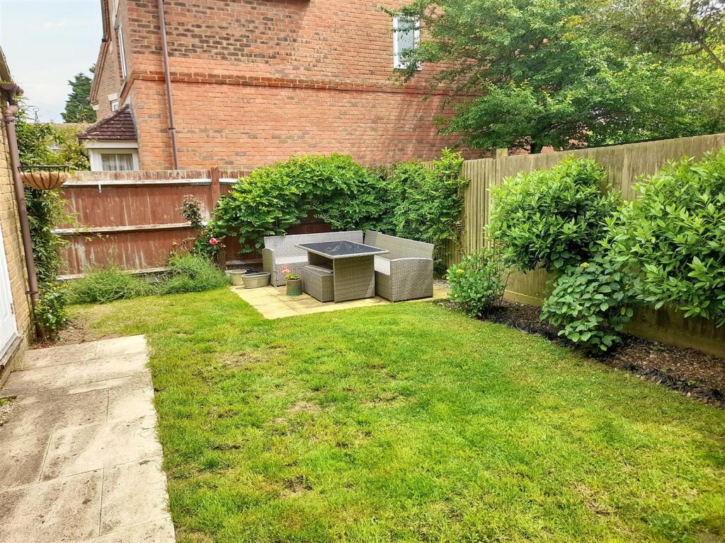 Rear garden 2 new.jpg