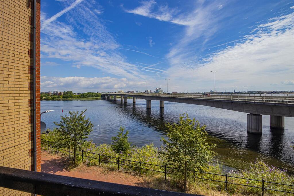 Campbell Drive 112-5.jpg