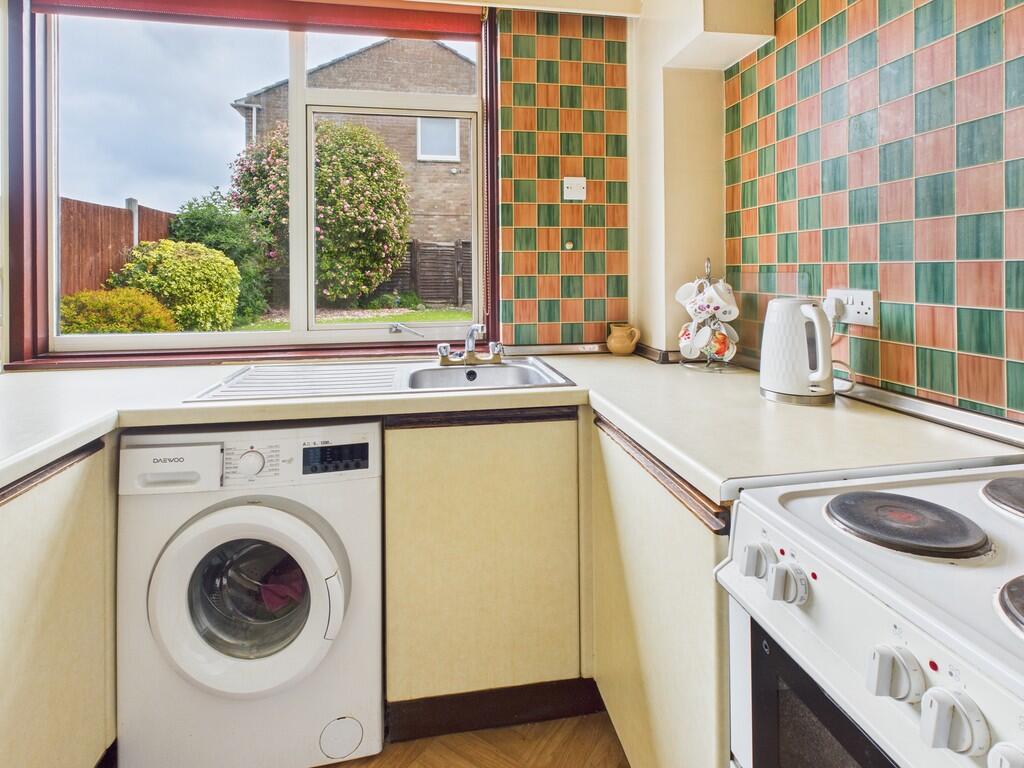 CAM05068G0-PR0015...