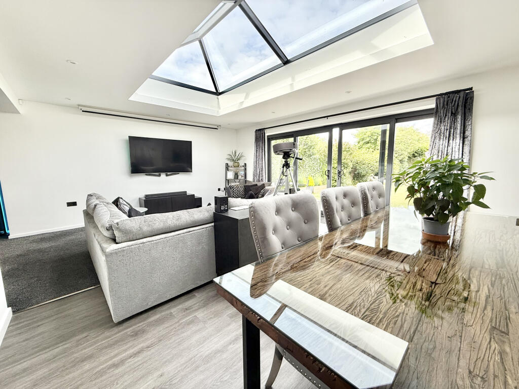 Open Plan Room