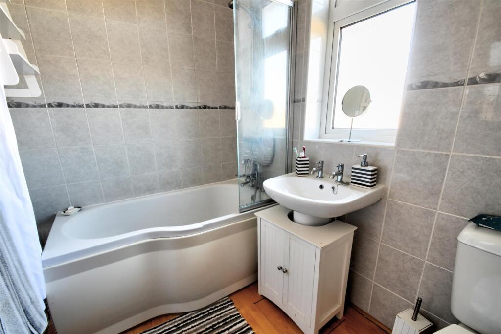 DSC_7194_5_6_Interior 4.jpg