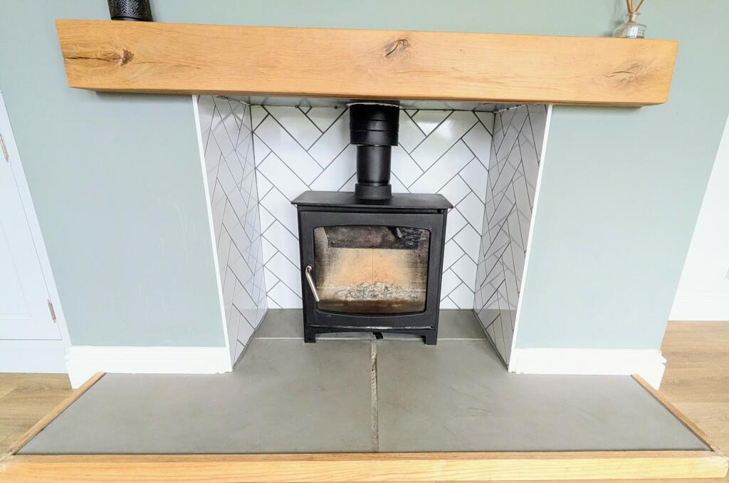 PXL_20240802_093448345.MP~2