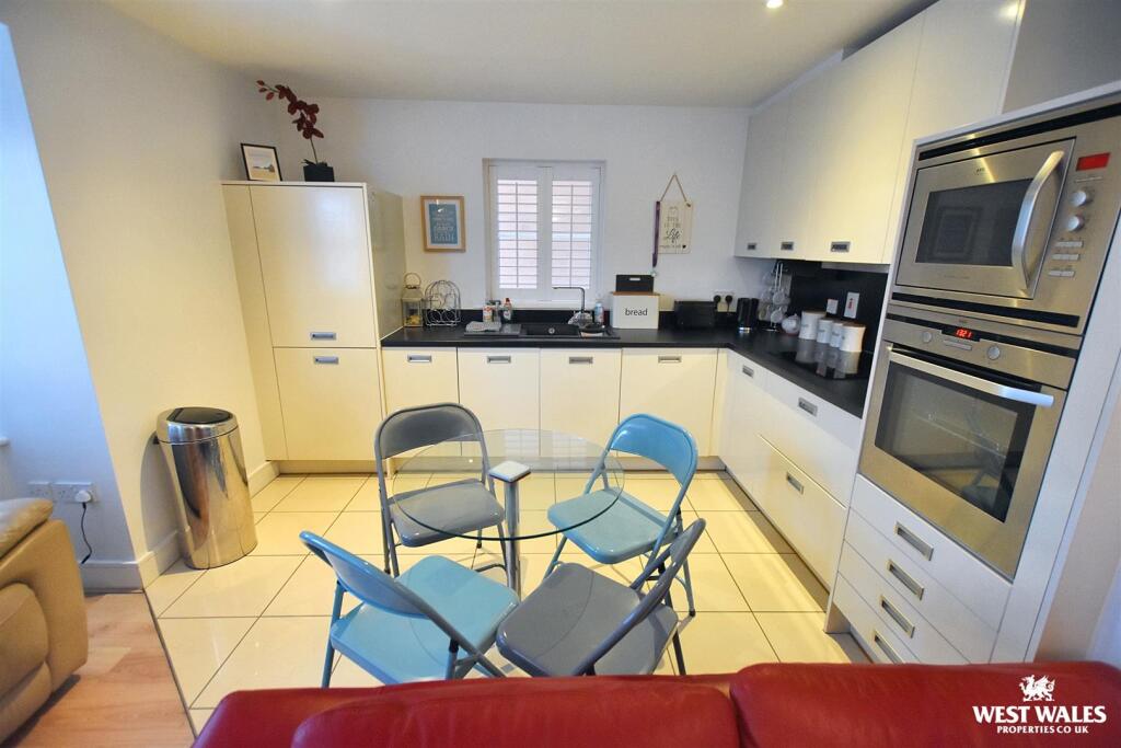 2 - 2025-11-10T123007.407.jpg