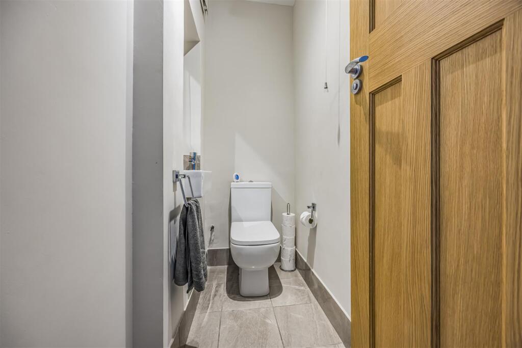 5 Woolner Avenue, Cosham-PorticoMarketing-SoldBy-2