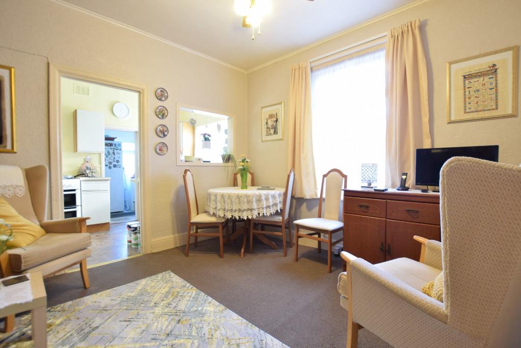 BREAKFAST ROOM