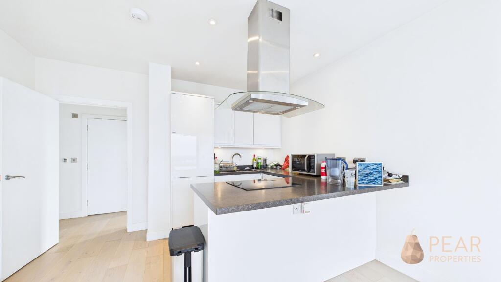 Open Plan Kitchen / Living Room