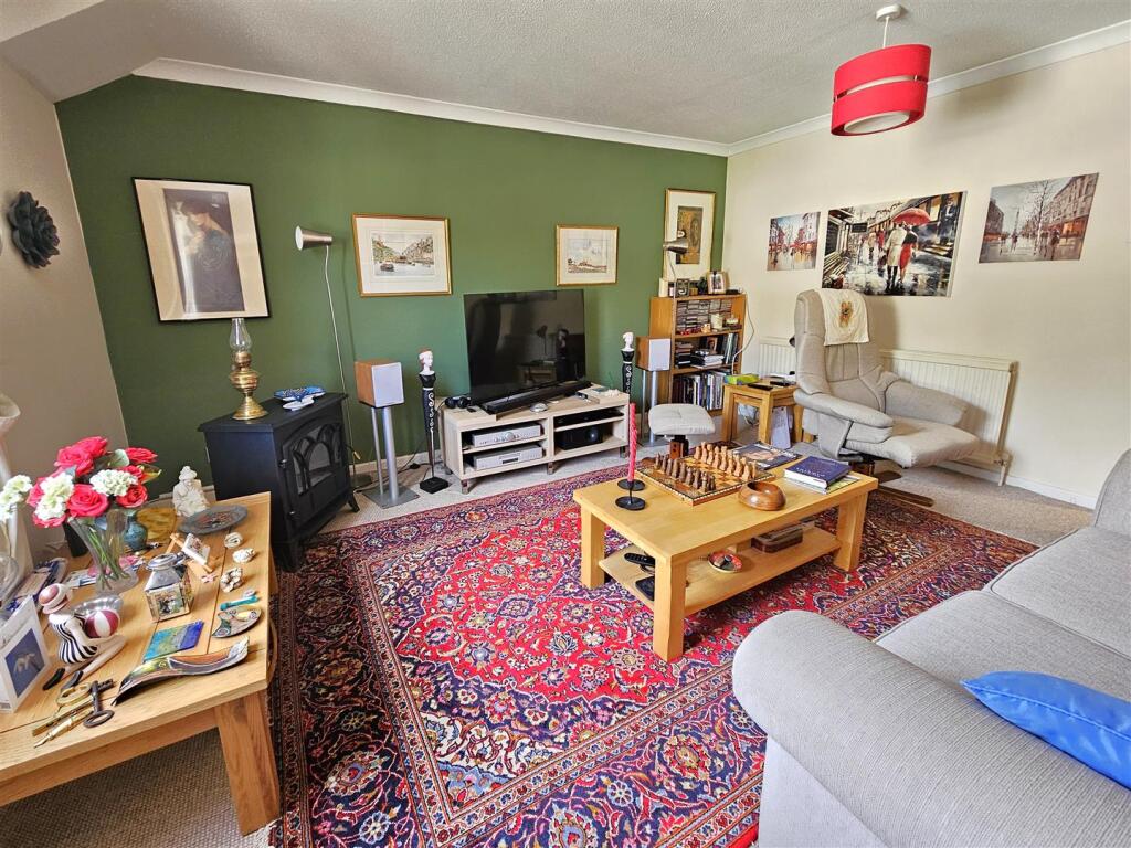 Living Room.jpg