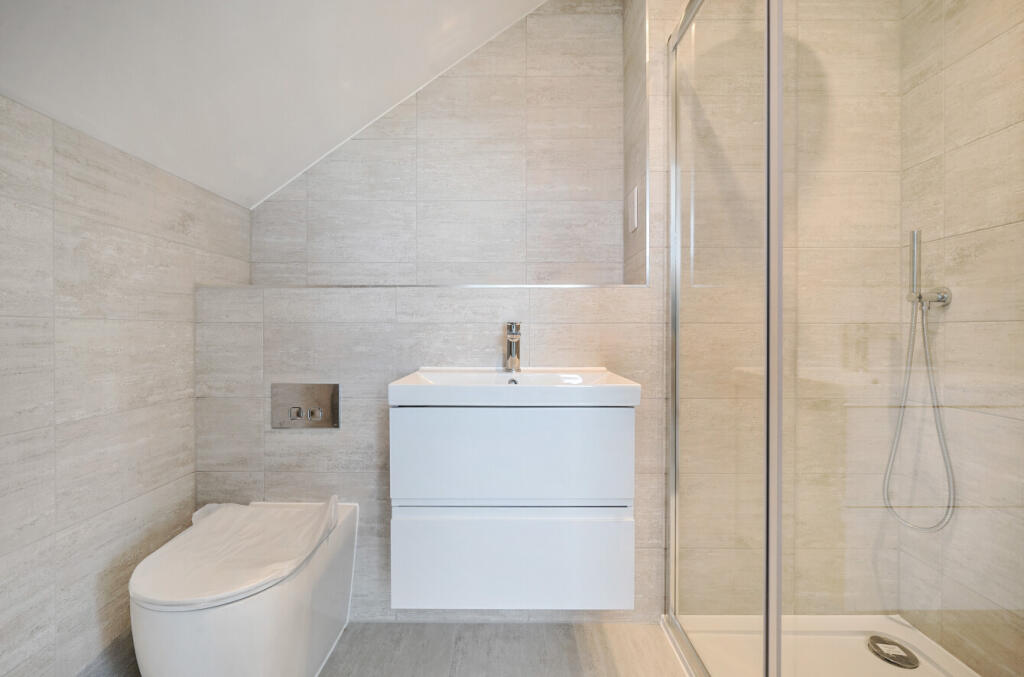 1320663-24-686bf0...