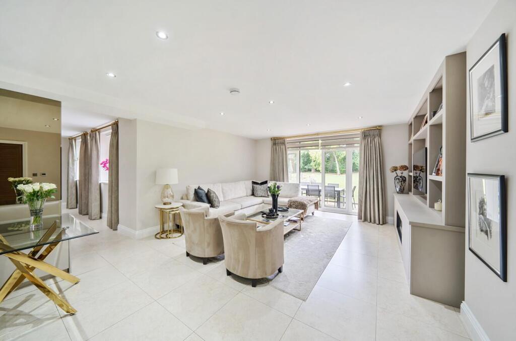 Davidson Frost-Wellings, DFW, Argyll House,  Livin