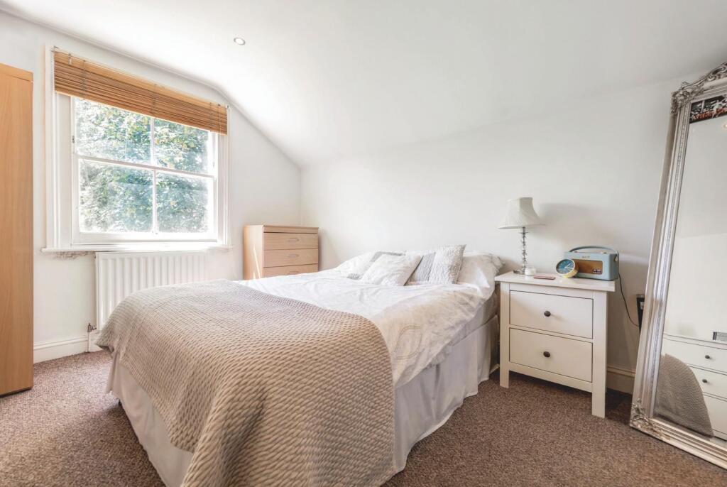 Bedroom.jpg