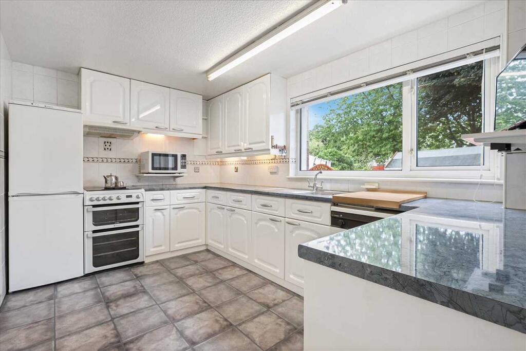Kitchen Dining (1)
