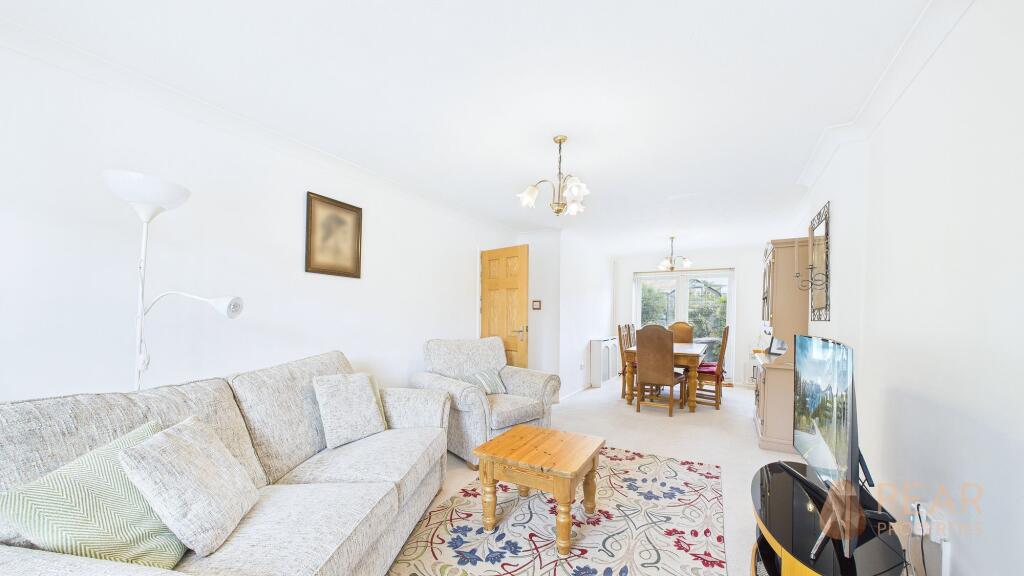 Living Room &amp; Dining Room
