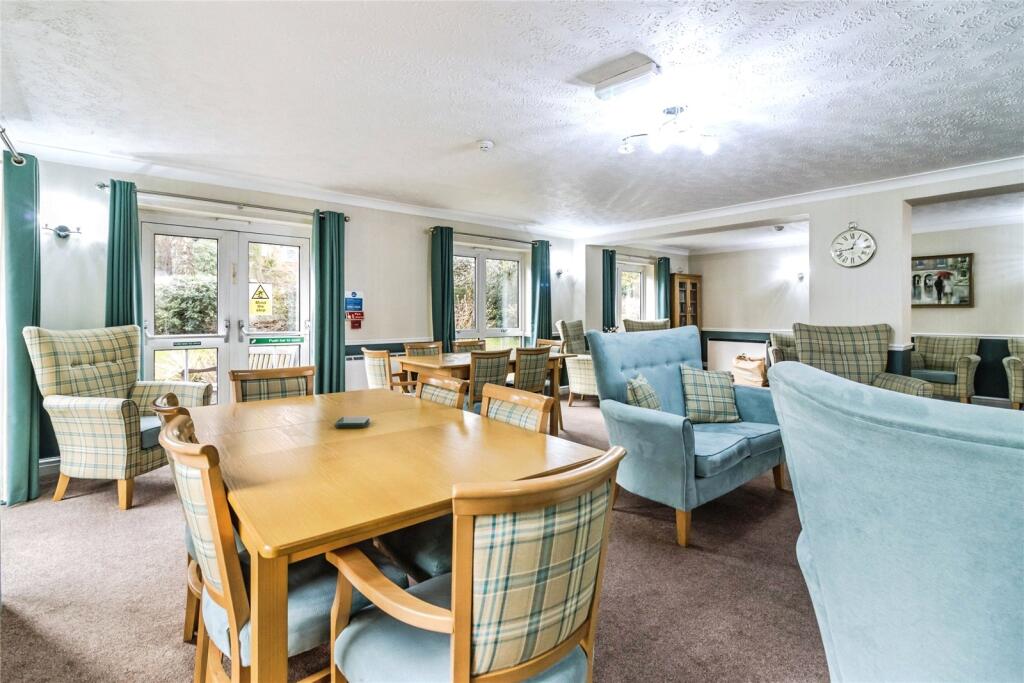 Communal Lounge