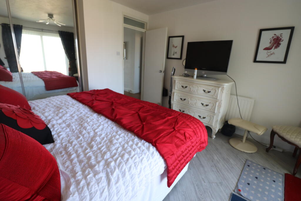 Big Bedroom 2