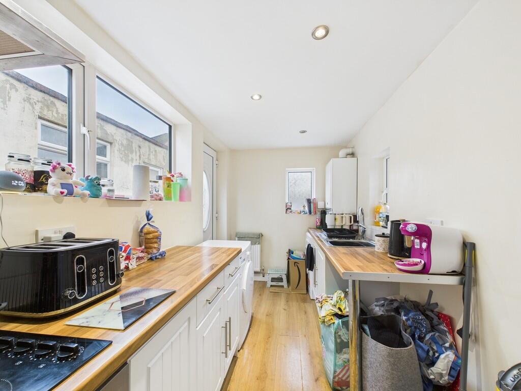 CAM01835G0-PR0190...