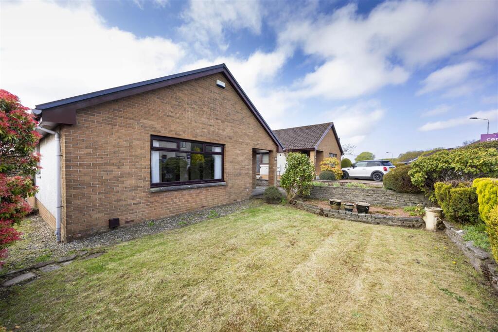 14_LAIRDS_HILL_PLACE_KILSYTH_010.JPG