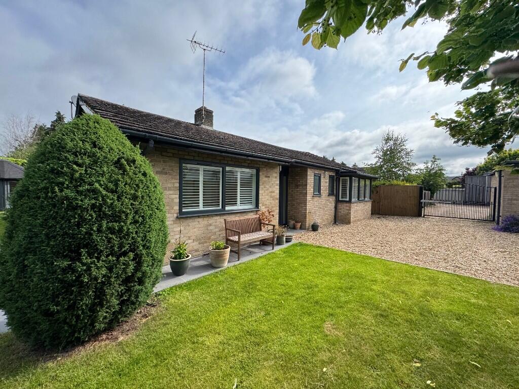 Makins Road, Henley-On-Thames, Oxfordshire, RG9