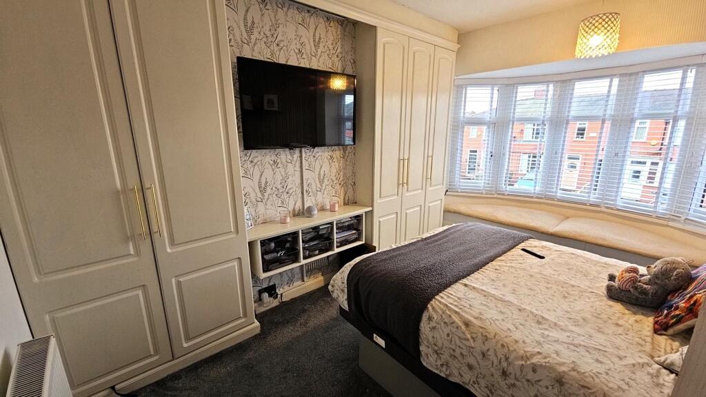 CliftonSt69beddd1.jpg