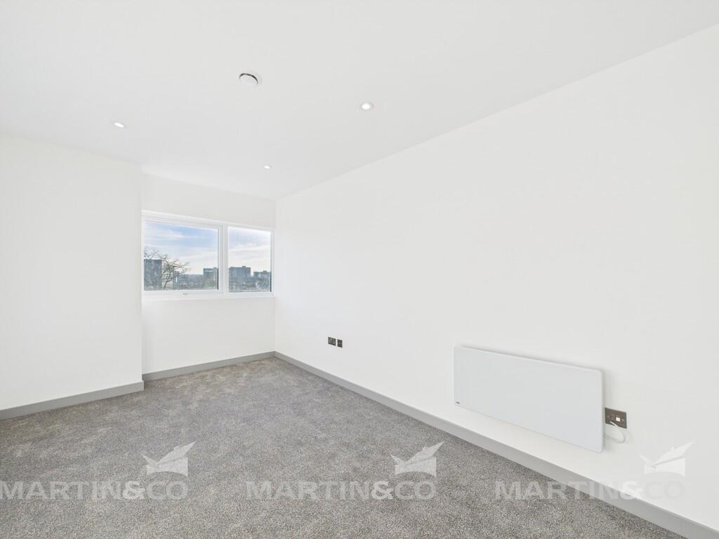 CAM02406G0-PR0416...