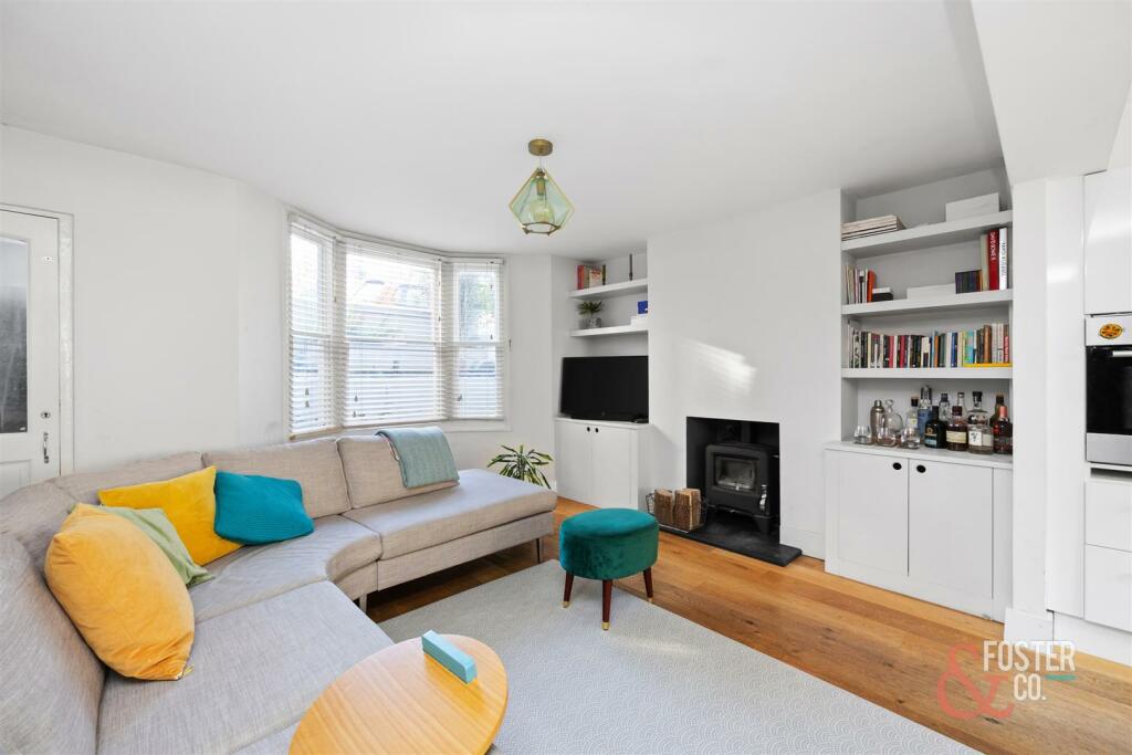 Clarendon Road, 62_008.jpg