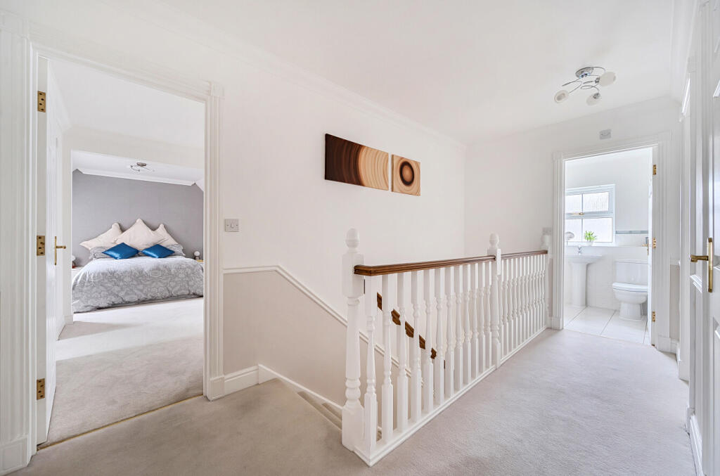 1380128-9-6911f84...