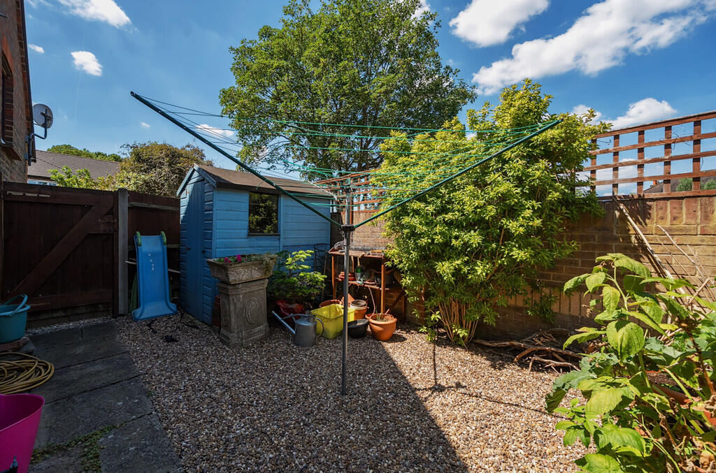 1319289-5-686fb6c...