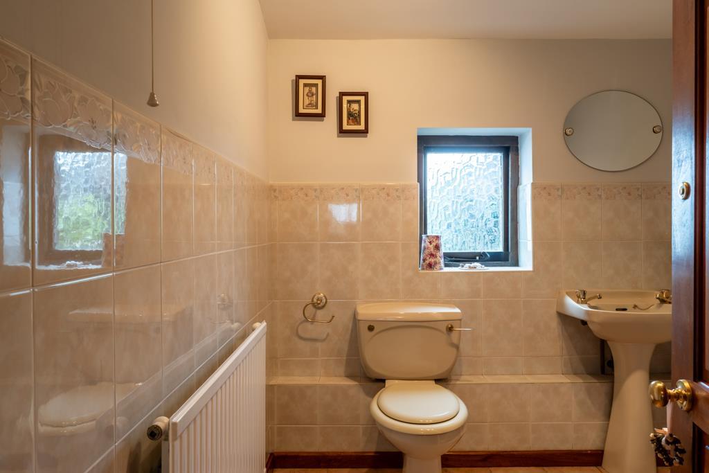 Bedroom 4 En-Suite Shower Room