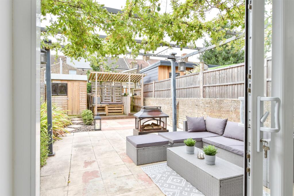 Internal Lifestyle Photograph