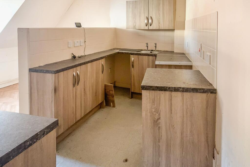 Flats A-E, 1 East Street, Blandford Forum, Dorset, DT11 7DU