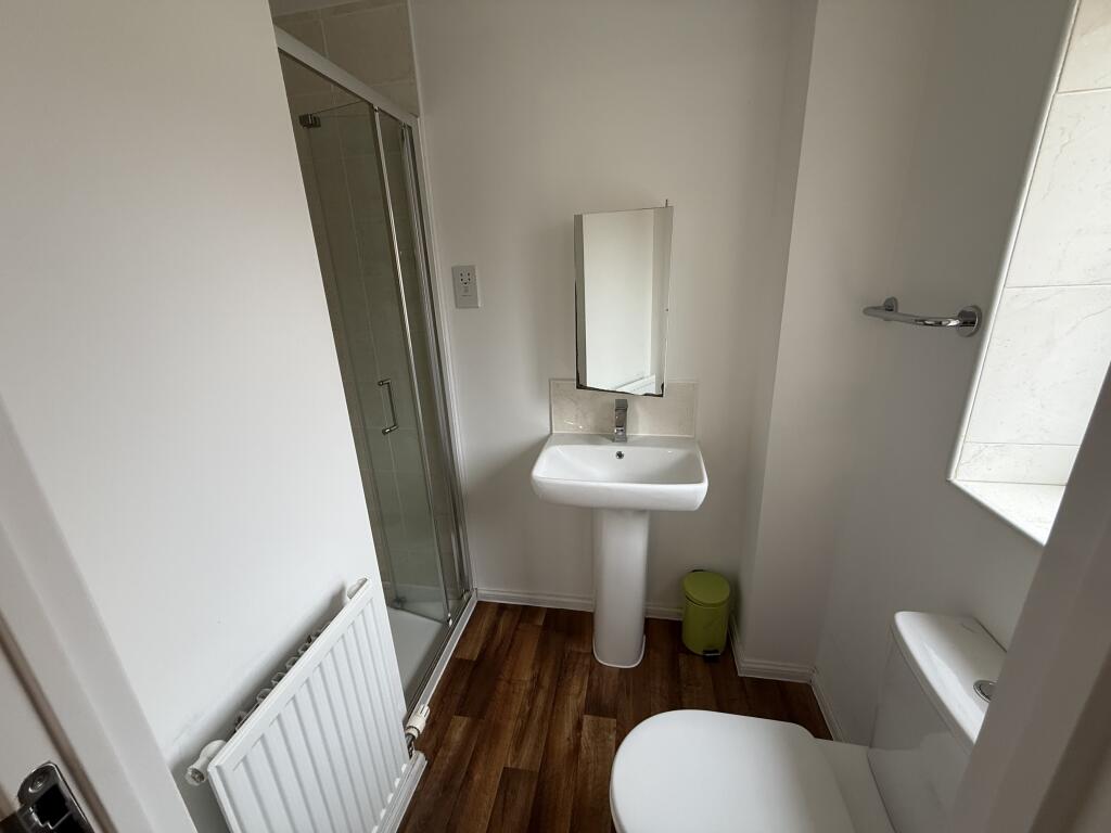 En-Suite Bathroom