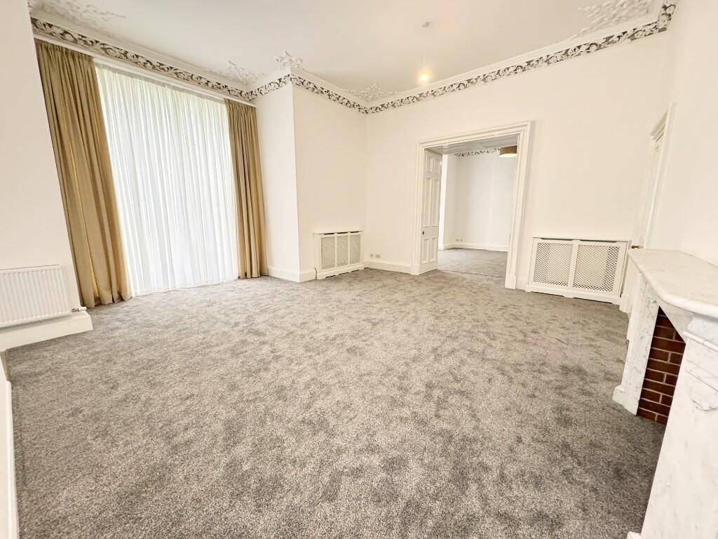 Lounge 3