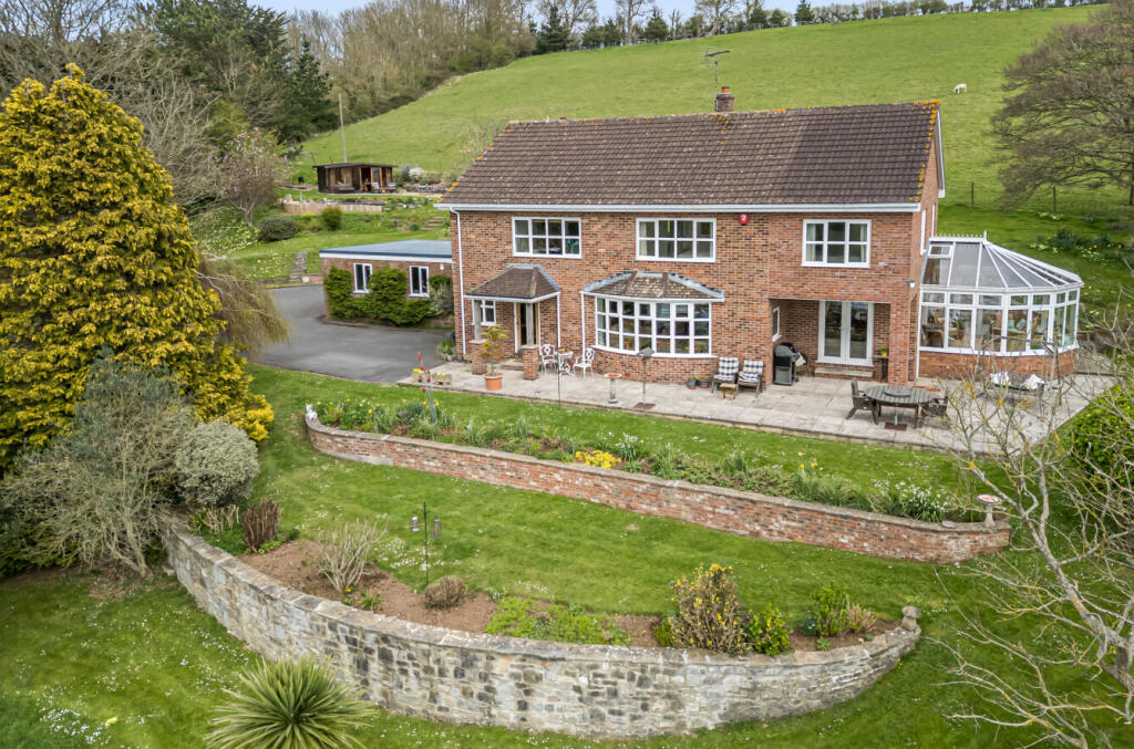 1272095DR (13).jp...