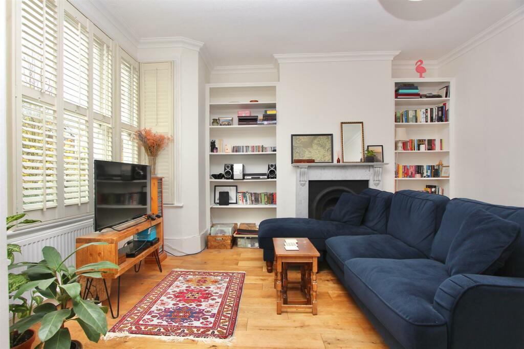 Cleveland Park Avenue, E17