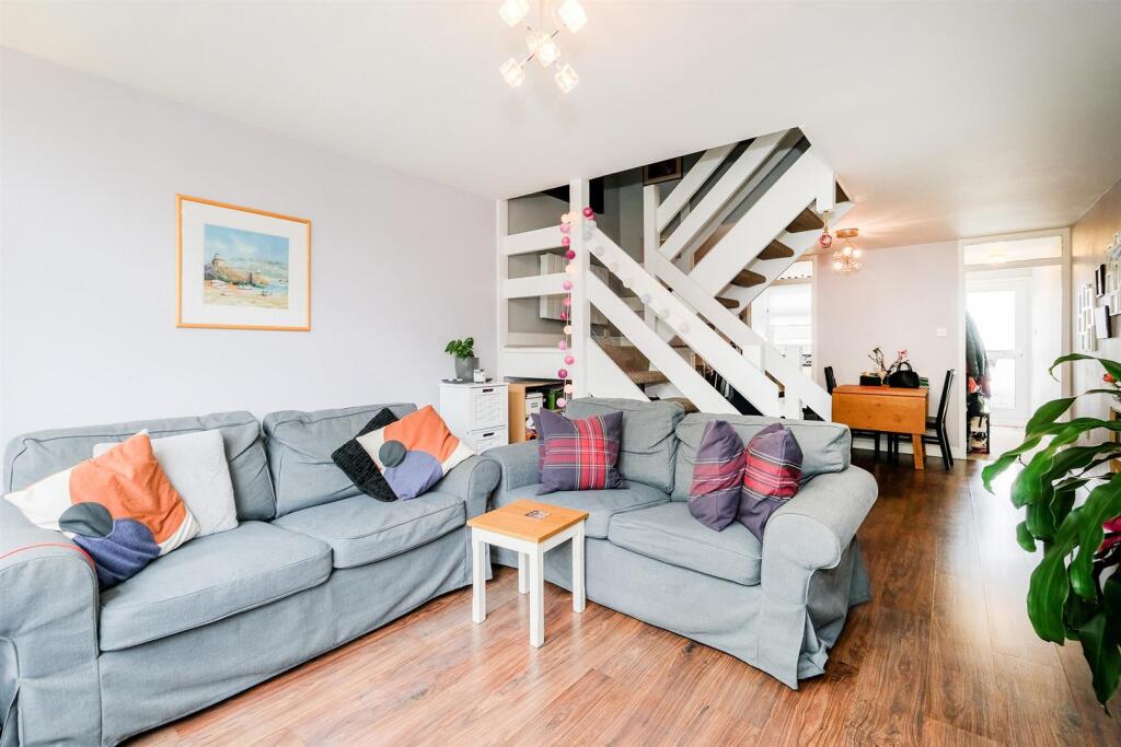 16 Carlton Terrace-12_web.jpg