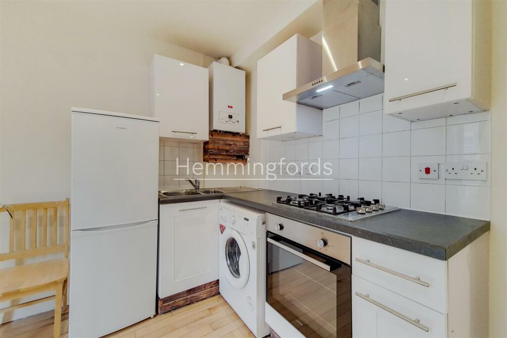 3_Kitchen-Reception-3.jpg